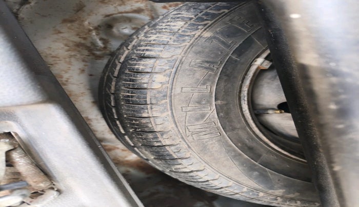 2013 Maruti Alto 800 LXI CNG, Petrol, Manual, 77,746 km, tyre