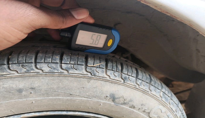 2013 Maruti Alto 800 LXI CNG, Petrol, Manual, 77,746 km, tyre