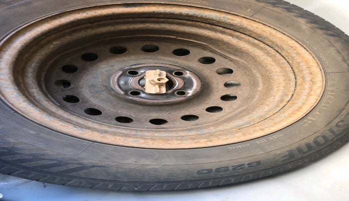 2016 Hyundai Elite i20 SPORTZ 1.2, Petrol, Manual, 77,127 km, tyre