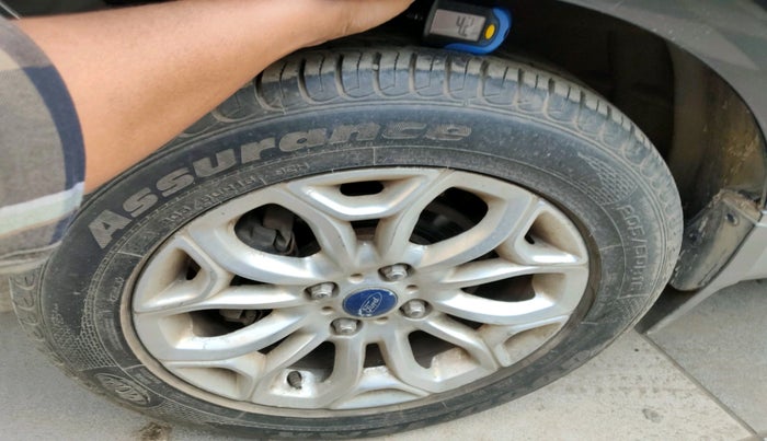 2015 Ford Ecosport TITANIUM 1.5L PETROL AT, Petrol, Automatic, 25,711 km, tyre