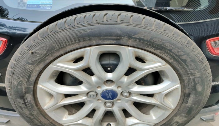 2015 Ford Ecosport TITANIUM 1.5L PETROL AT, Petrol, Automatic, 25,711 km, tyre