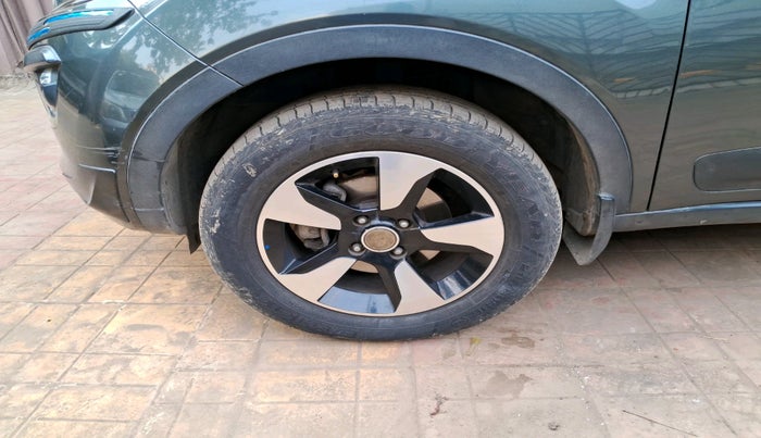 2018 Tata NEXON XZA PLUS PETROL, Petrol, Automatic, 37,446 km, tyre