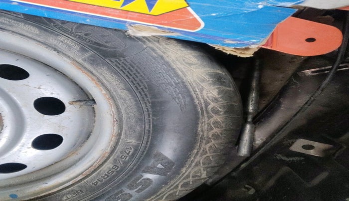 2016 Tata Tiago XZ PETROL, Petrol, Manual, 70,094 km, tyre