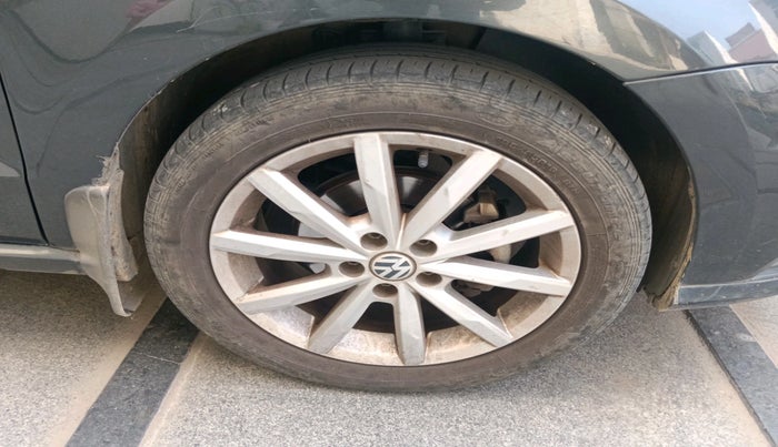 2018 Volkswagen Ameo HIGHLINE PLUS 1.5L AT 16 ALLOY, Diesel, Automatic, 77,675 km, tyre