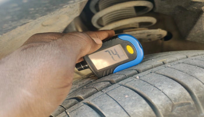 2020 Maruti XL6 ZETA MT, Petrol, Manual, 1,06,848 km, tyre