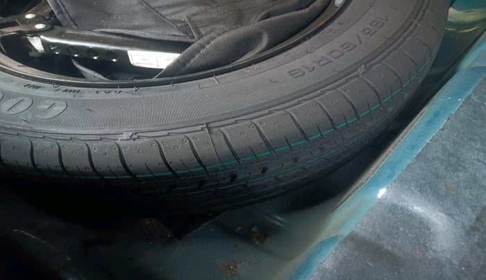 2023 Tata NEXON XZ PLUS LUXURY SUNROOF PETROL, Petrol, Manual, 17,984 km, tyre