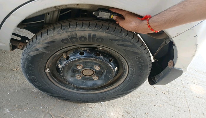 2021 Maruti Alto VXI, Petrol, Manual, 1,35,785 km, tyre