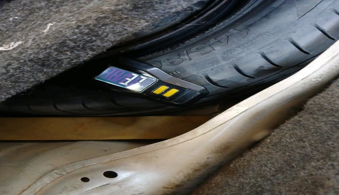 2021 Maruti Alto VXI, Petrol, Manual, 1,35,785 km, tyre