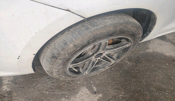 2014 Maruti Ertiga VDI, Diesel, Manual, 1,56,892 km, tyre