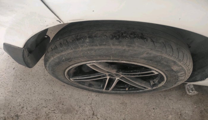 2014 Maruti Ertiga VDI, Diesel, Manual, 1,56,892 km, tyre