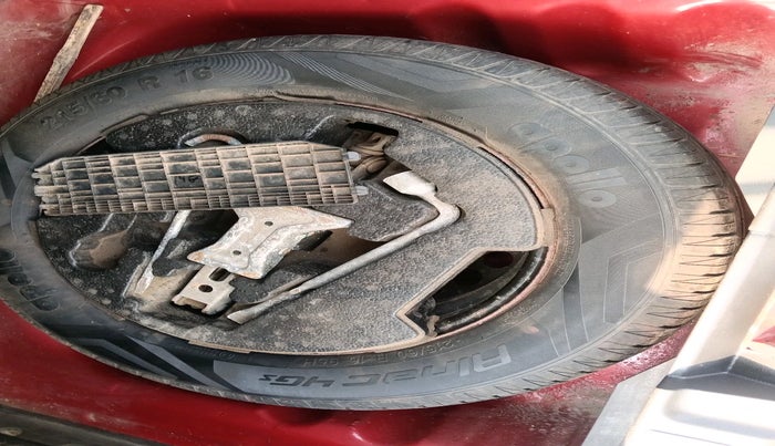 2016 Maruti Vitara Brezza ZDI PLUS DUAL TONE, Diesel, Manual, 2,03,026 km, tyre