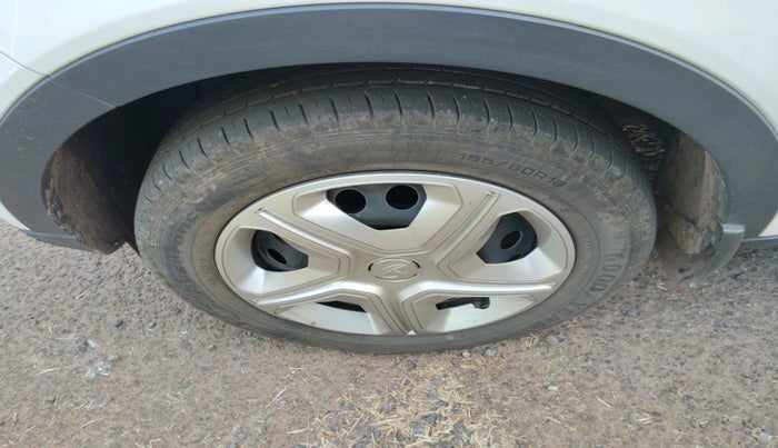 2021 Tata NEXON XZ PETROL, Petrol, Manual, 39,316 km, tyre