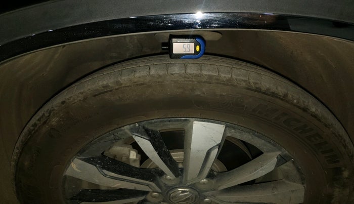 2020 MG HECTOR PLUS SHARP 1.5 PETROL TURBO DCT 6-STR, Petrol, Automatic, 60,500 km, tyre