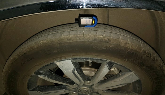 2020 MG HECTOR PLUS SHARP 1.5 PETROL TURBO DCT 6-STR, Petrol, Automatic, 60,500 km, tyre