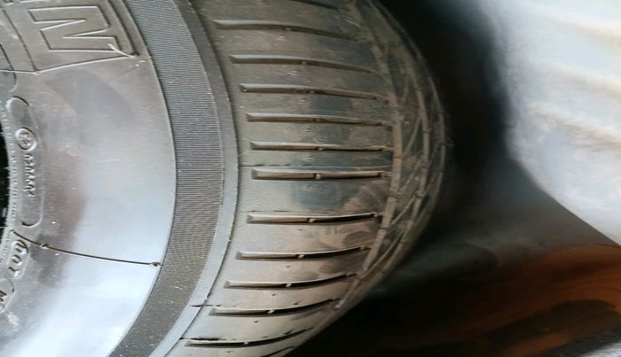 2018 Honda WR-V 1.5L I-DTEC S MT, Diesel, Manual, 52,377 km, tyre