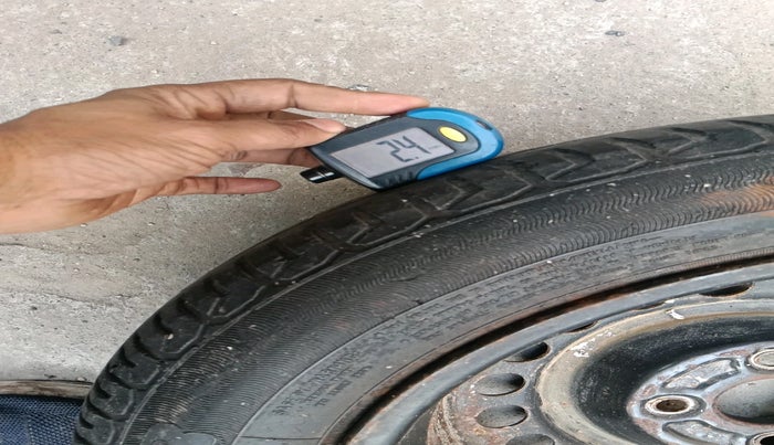 2011 Honda City 1.5L I-VTEC V MT, Petrol, Manual, 1,00,193 km, tyre