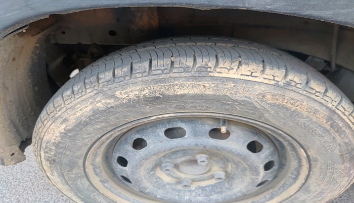 2018 Mahindra KUV 100 NXT K4+ D 6 STR, Diesel, Manual, 2,01,291 km, tyre