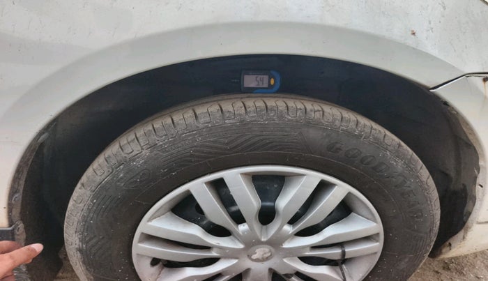 2012 Maruti Swift Dzire VXI, Petrol, Manual, 66,711 km, tyre