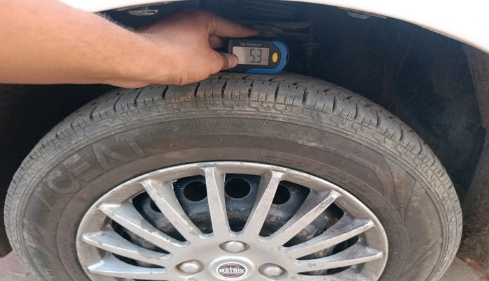 2016 Datsun Go T, Petrol, Manual, 1,13,639 km, tyre