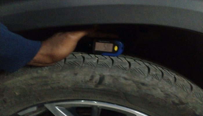 2022 KIA SELTOS HTK 1.5 PETROL, Petrol, Manual, 24,100 km, tyre