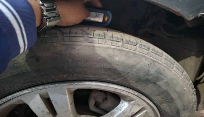 2011 Hyundai i20 SPORTZ 1.2, Petrol, Manual, 90,780 km, tyre