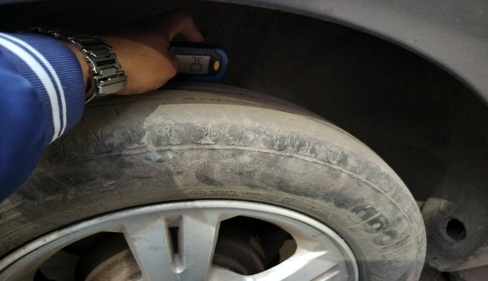 2011 Hyundai i20 SPORTZ 1.2, Petrol, Manual, 90,780 km, tyre