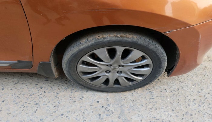 2017 Maruti Baleno ZETA PETROL 1.2, Petrol, Manual, 1,01,188 km, tyre