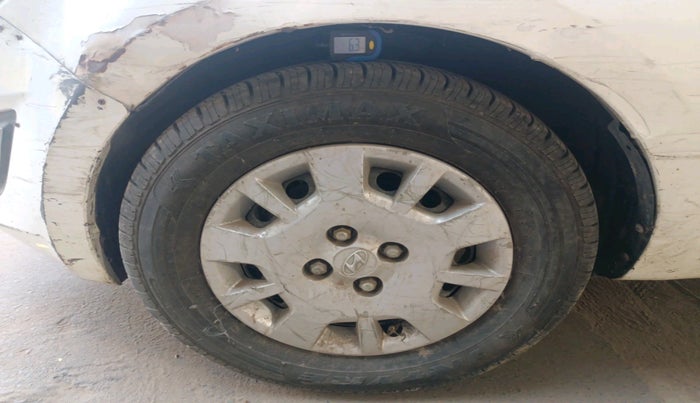 2013 Hyundai i20 MAGNA (O) 1.2, Petrol, Manual, 38,426 km, tyre