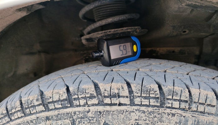 2014 Maruti Swift Dzire VDI, Diesel, Manual, 1,63,029 km, tyre