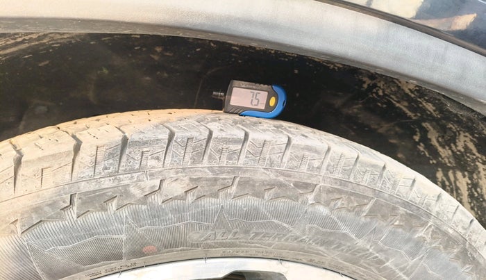 2019 Mahindra ALTURAS G4 4WD AT, Diesel, Automatic, 70,077 km, tyre