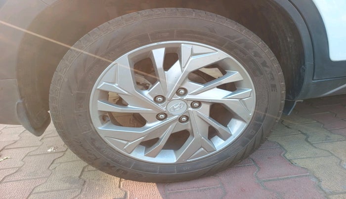 2020 Hyundai Creta SX AT 1.5 DIESEL, Diesel, Automatic, 1,04,208 km, tyre