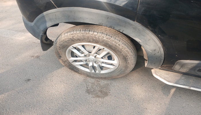 2024 Renault TRIBER RXT, Petrol, Manual, 10,341 km, tyre