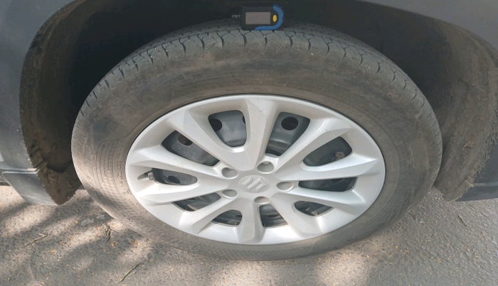 2025 Maruti Grand Vitara DELTA SMART HYBRID, Petrol, Manual, 900 km, tyre