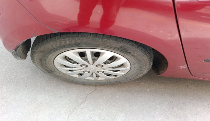 2013 Hyundai i10 MAGNA 1.2, Petrol, Manual, 98,698 km, tyre