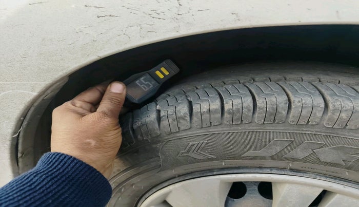 2019 Honda Amaze 1.2L I-VTEC S, Petrol, Manual, 1,07,921 km, tyre