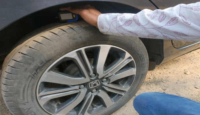 2022 Honda Amaze 1.5L I-DTEC VX, Diesel, Manual, 76,810 km, tyre