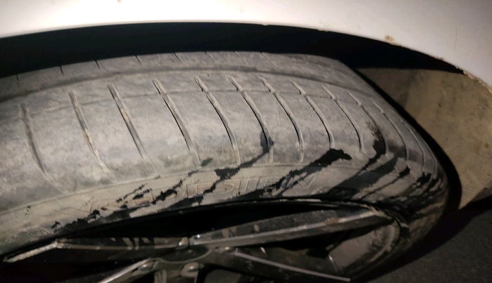 2019 Hyundai Elite i20 MAGNA PLUS 1.2, Petrol, Manual, 76,614 km, tyre