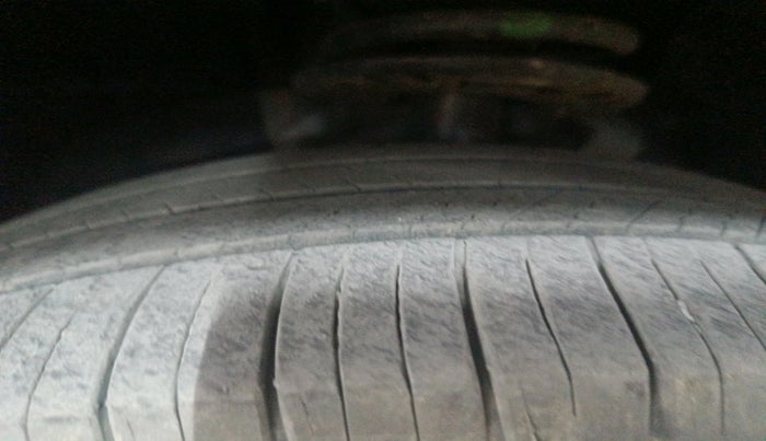 2023 Mahindra XUV700 AX 7 LUXURY D MT 7 STR, Diesel, Manual, 69,144 km, tyre