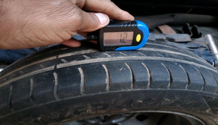 2011 Hyundai Santro Xing GL PLUS, Petrol, Manual, 1,59,504 km, tyre