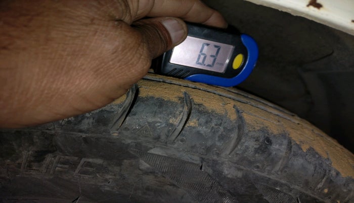 2011 Hyundai Santro Xing GL PLUS, Petrol, Manual, 1,59,504 km, tyre