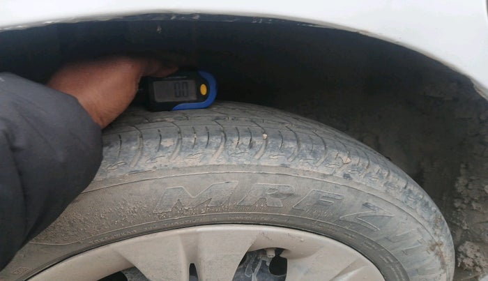 2017 Maruti Ertiga VXI CNG, Petrol, Manual, 1,19,139 km, tyre