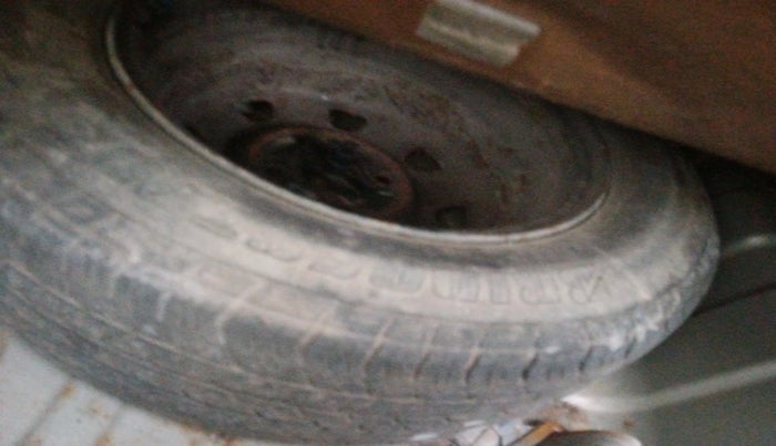 2011 Hyundai Accent GLE, Petrol, Manual, 86,957 km, tyre