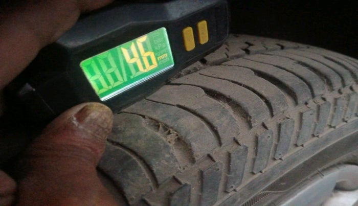 2011 Hyundai Accent GLE, Petrol, Manual, 86,957 km, tyre