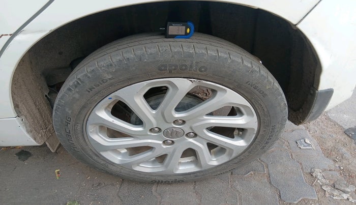 2023 Maruti Baleno ZETA PETROL 1.2, Petrol, Manual, 39,982 km, tyre