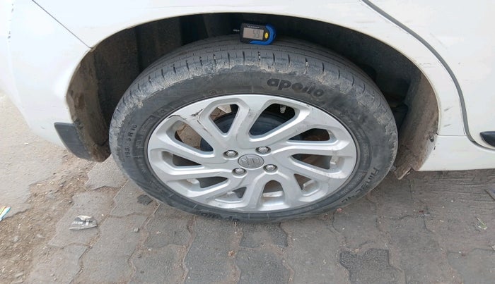 2023 Maruti Baleno ZETA PETROL 1.2, Petrol, Manual, 39,982 km, tyre