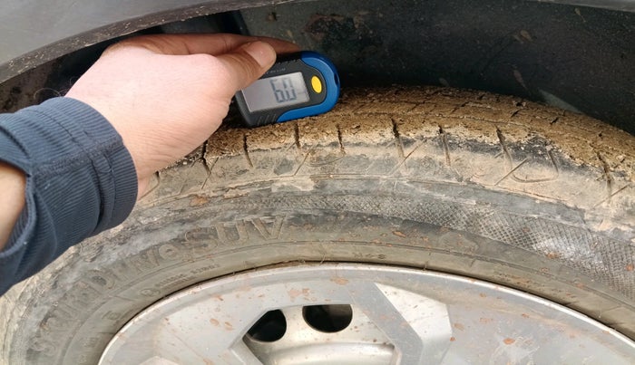 2015 Maruti S Cross SIGMA 1.3, Diesel, Manual, 1,94,285 km, tyre