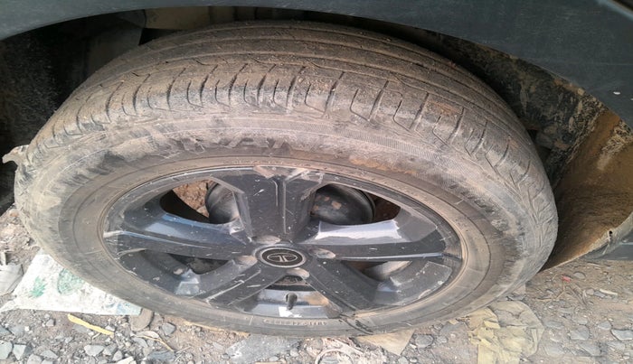 2022 Tata NEXON XZ PLUS PETROL DARK EDITION, Petrol, Manual, 35,848 km, tyre