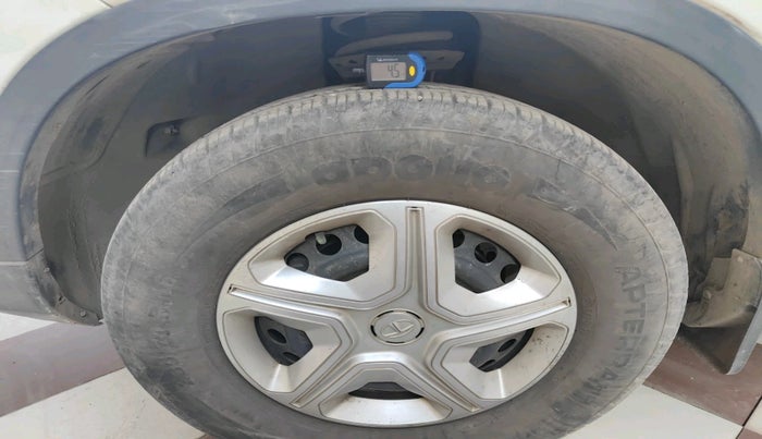 2020 Tata Harrier XE 2.0L KRYOTEC, Diesel, Manual, 25,075 km, tyre