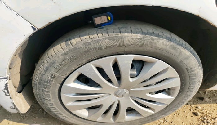 2016 Maruti Ertiga VXI CNG, CNG, Manual, 1,88,245 km, tyre