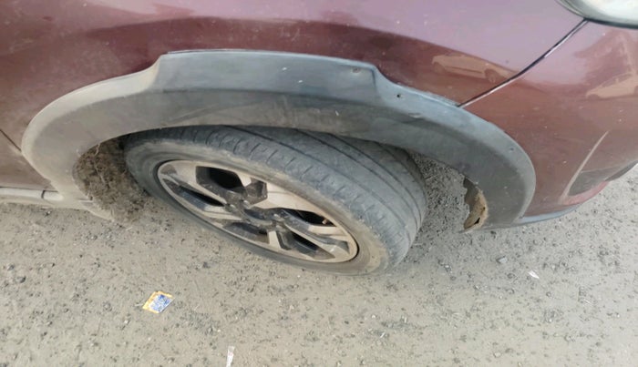 2016 Honda BR-V 1.5L I- DTEC V, Diesel, Manual, 1,28,862 km, tyre